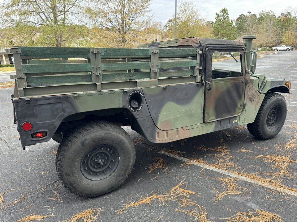 2003 Hummer HMMWV - Image 7 of 31