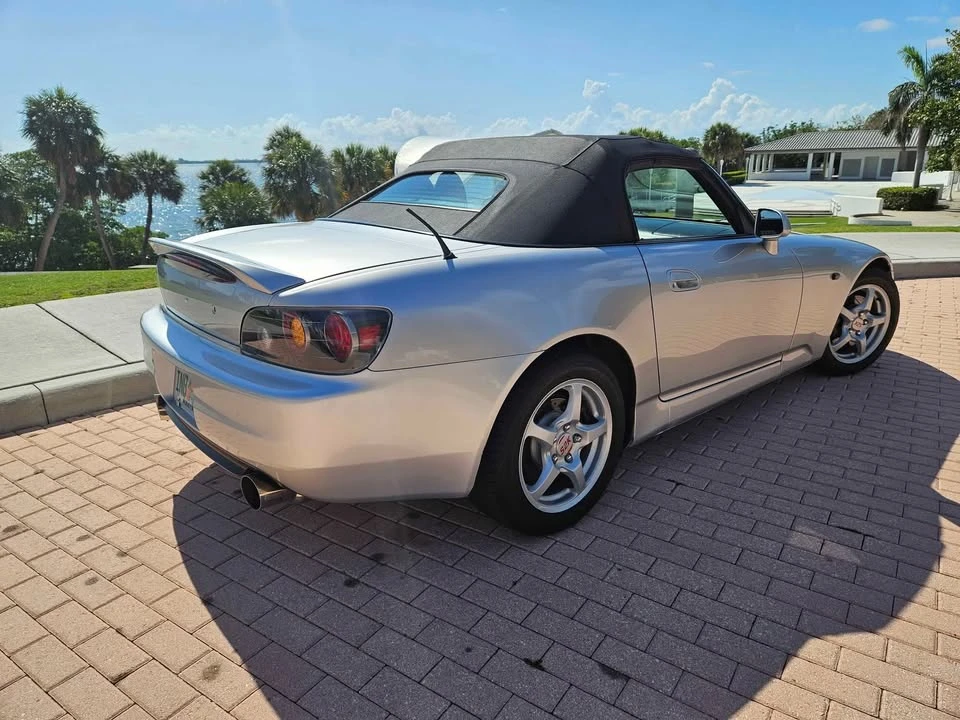 2003 Honda AP1 S2000 - Image 5 of 10