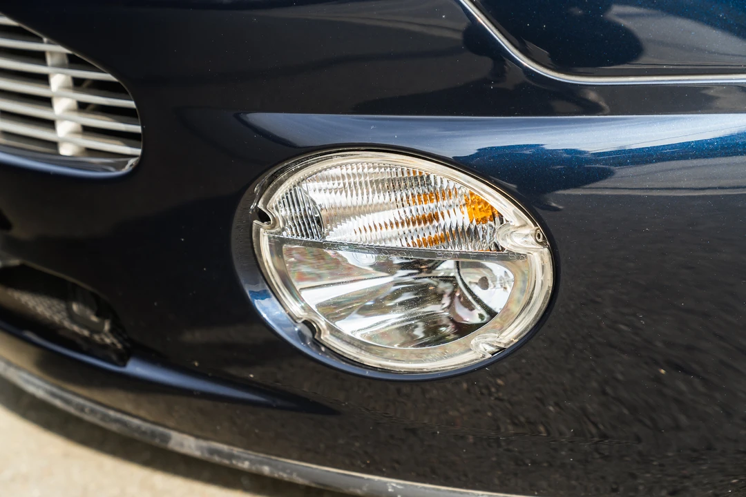 2003 Aston Martin Vanquish 1st Gen - Image 31 of 31