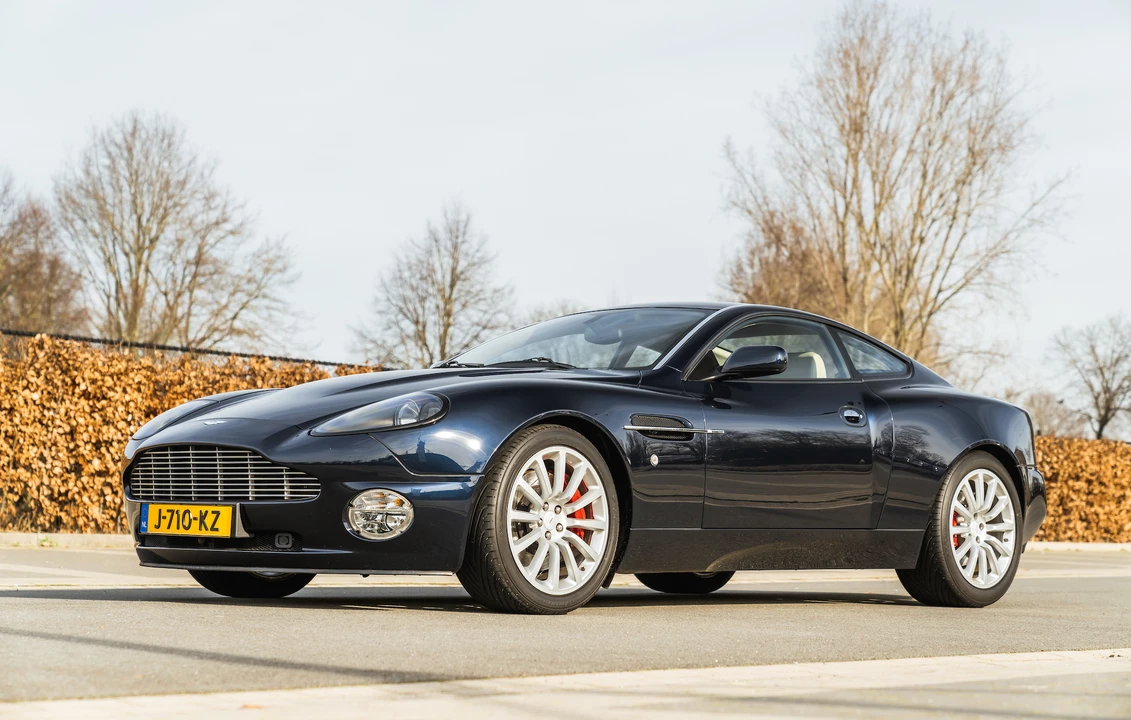 2003 Aston Martin Vanquish 1st Gen - Image 4 of 31