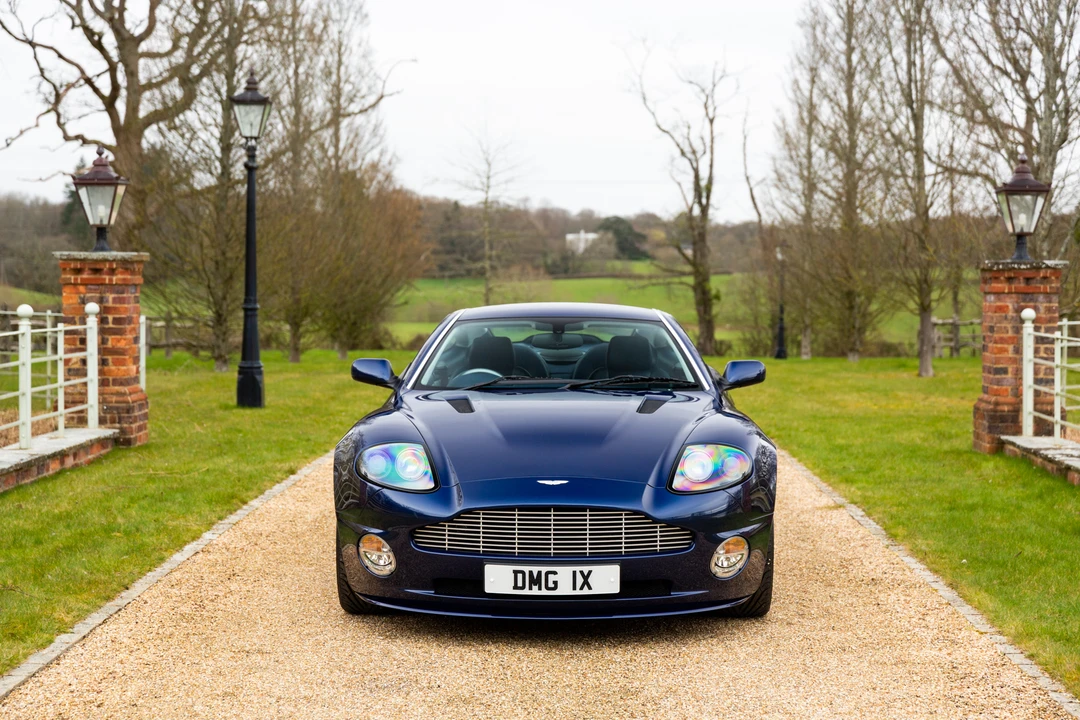 2003 Aston Martin Vanquish 1st Gen - Image 12 of 31