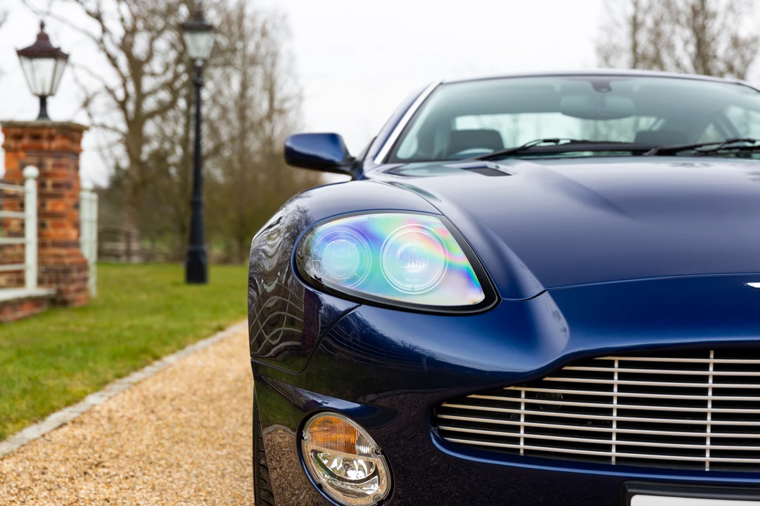 2003 Aston Martin Vanquish 1st Gen - Image 22 of 31