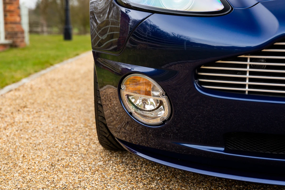 2003 Aston Martin Vanquish 1st Gen - Image 23 of 31