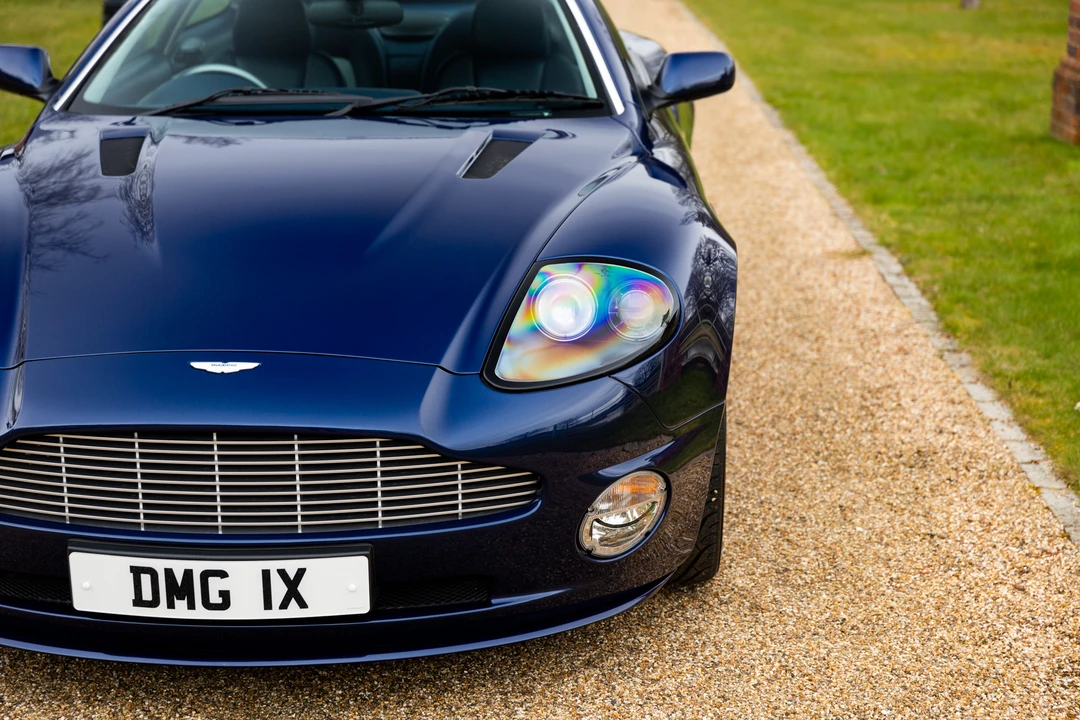 2003 Aston Martin Vanquish 1st Gen - Image 25 of 31