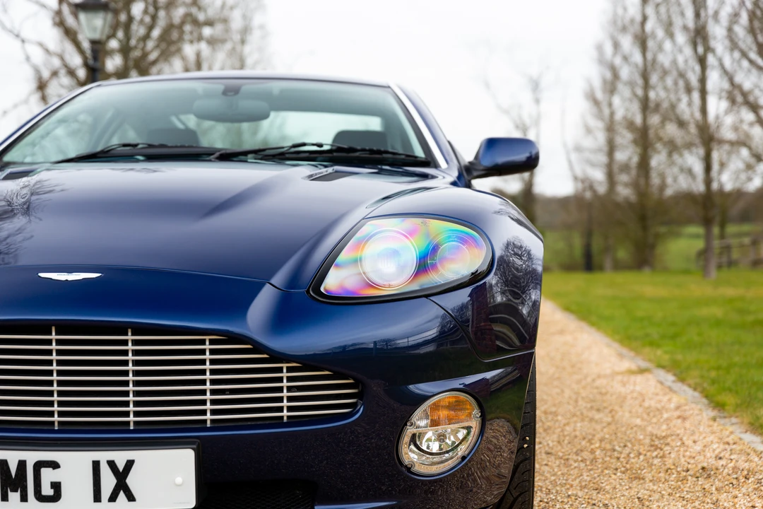 2003 Aston Martin Vanquish 1st Gen - Image 26 of 31