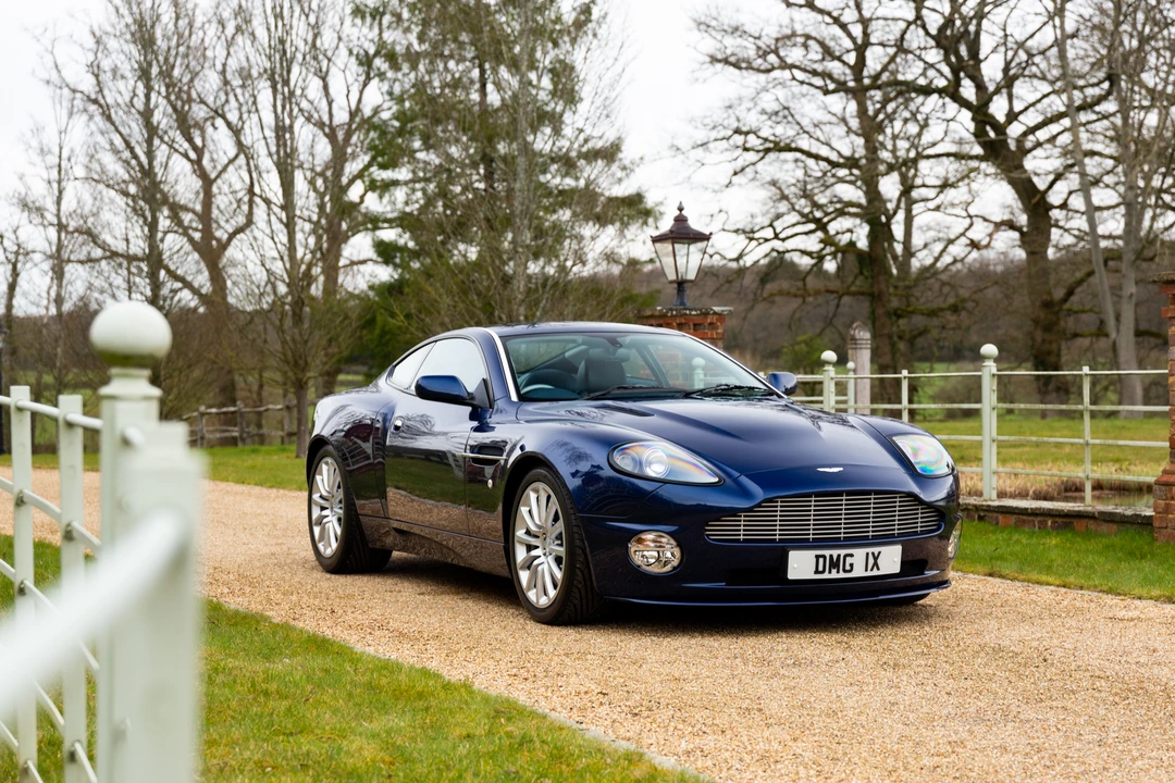 2003 Aston Martin Vanquish 1st Gen - Image 4 of 31