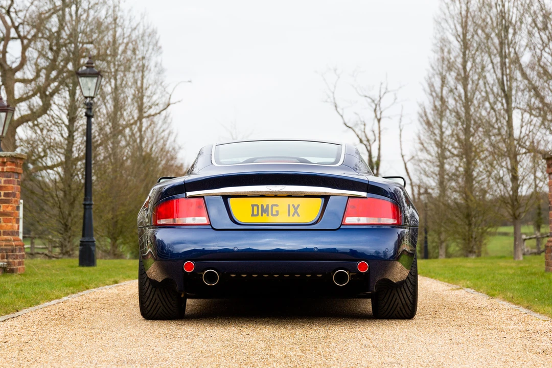 2003 Aston Martin Vanquish 1st Gen - Image 15 of 31