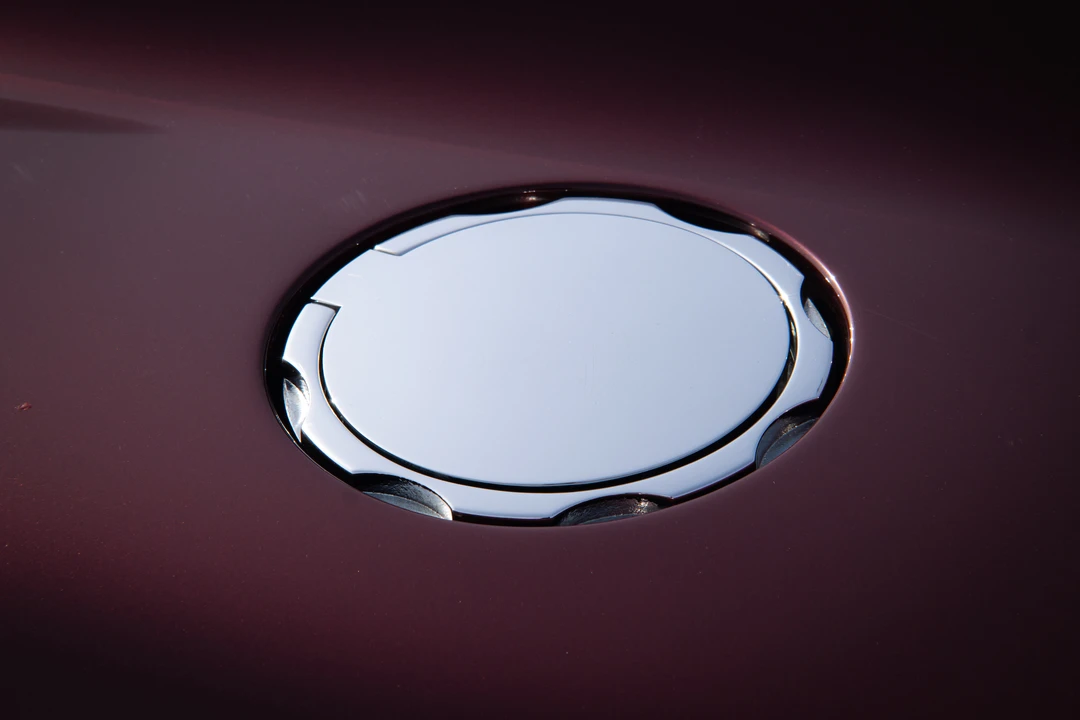2003 Aston Martin Vanquish 1st Gen - Image 25 of 31