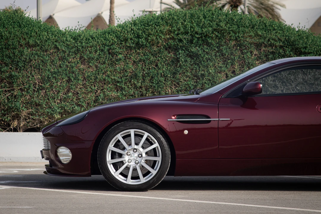 2003 Aston Martin Vanquish 1st Gen - Image 31 of 31