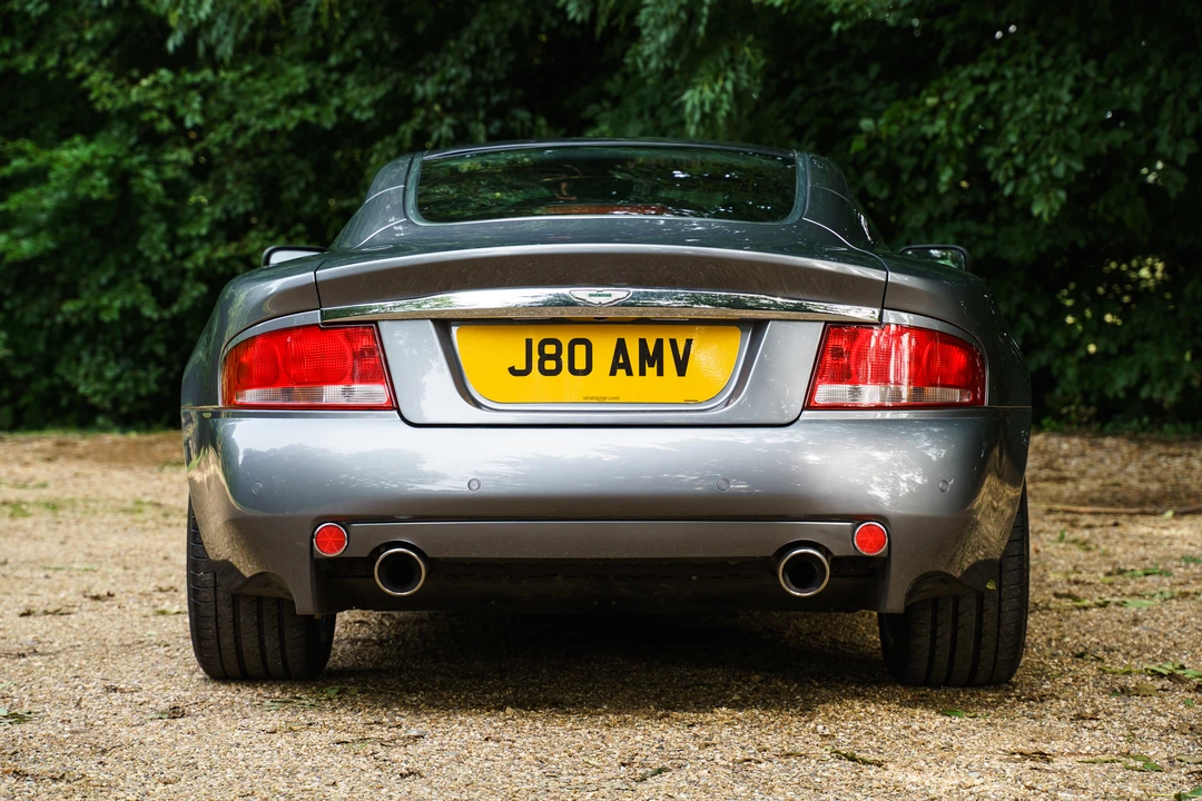 2003 Aston Martin Vanquish 1st Gen - Image 22 of 31