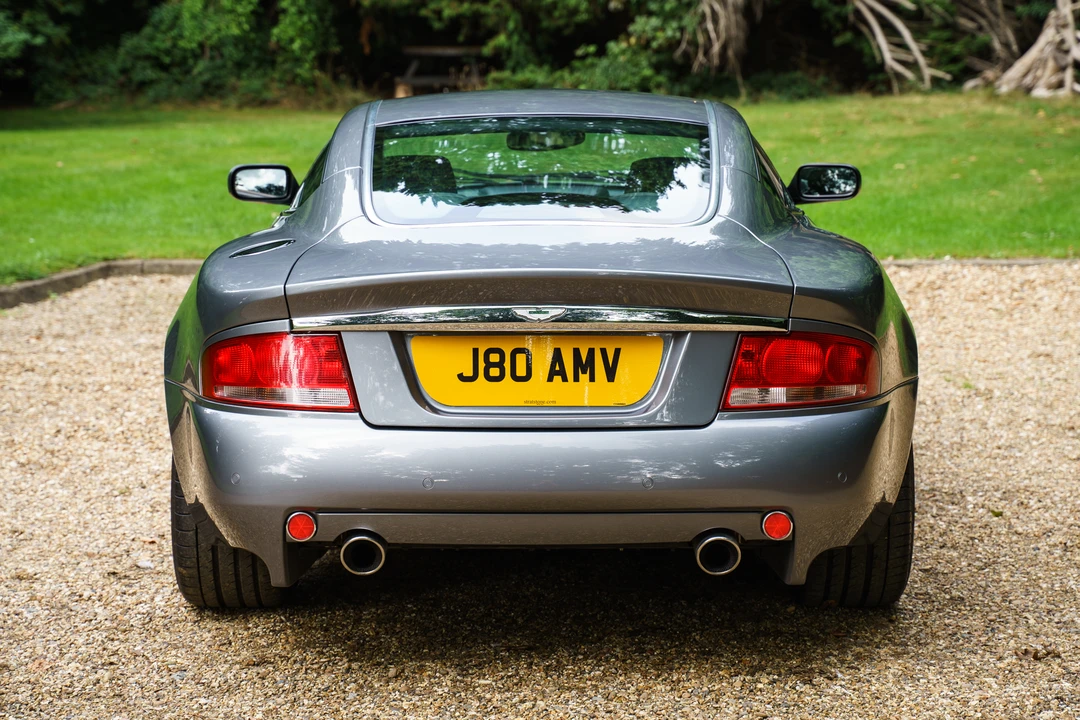 2003 Aston Martin Vanquish 1st Gen - Image 15 of 31