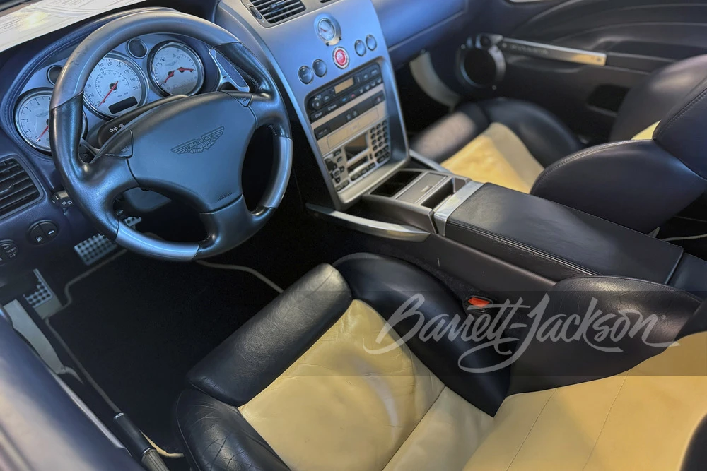 2003 Aston Martin Vanquish 1st Gen - Image 4 of 5