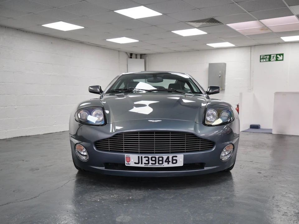 2003 Aston Martin Vanquish 1st Gen - Image 3 of 31