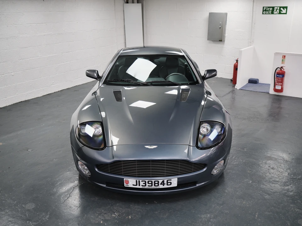 2003 Aston Martin Vanquish 1st Gen - Image 15 of 31