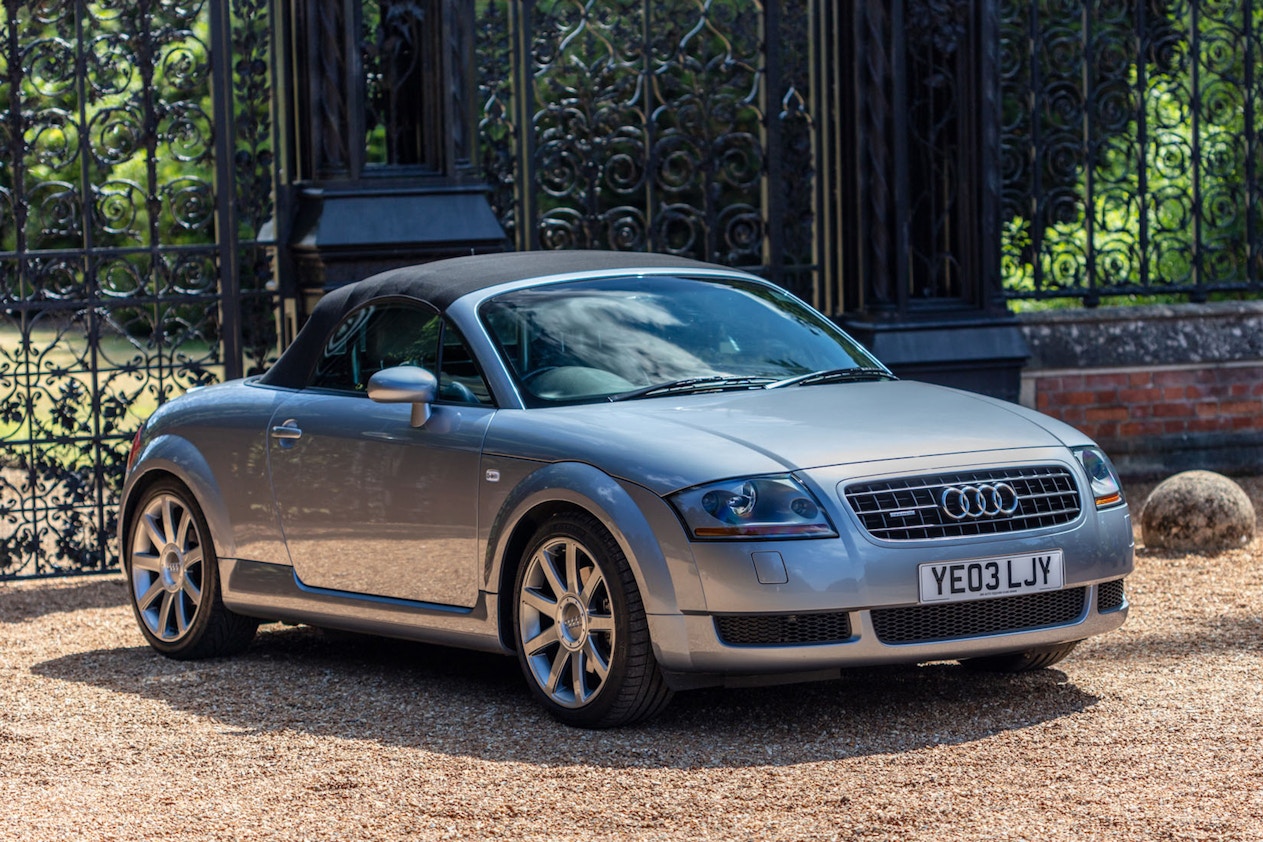 2003 AUDI TT 1.8T - 23,000 MILES