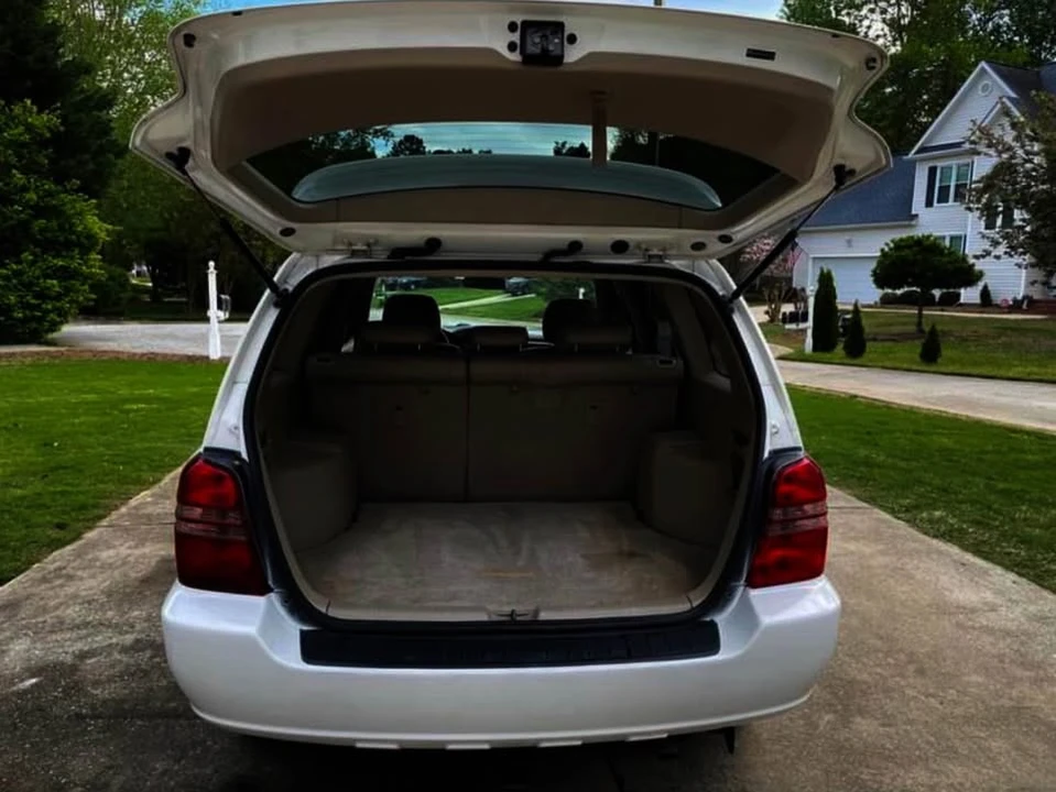 2003 Toyota Highlander - Image 5 of 10