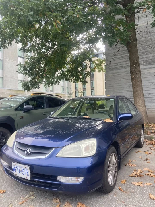 2003 Acura EL - Image 2 of 12