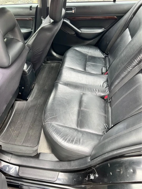2003 Acura EL - Image 6 of 14