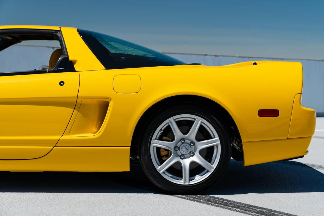 2003 Acura NA2 NSX - Image 21 of 31