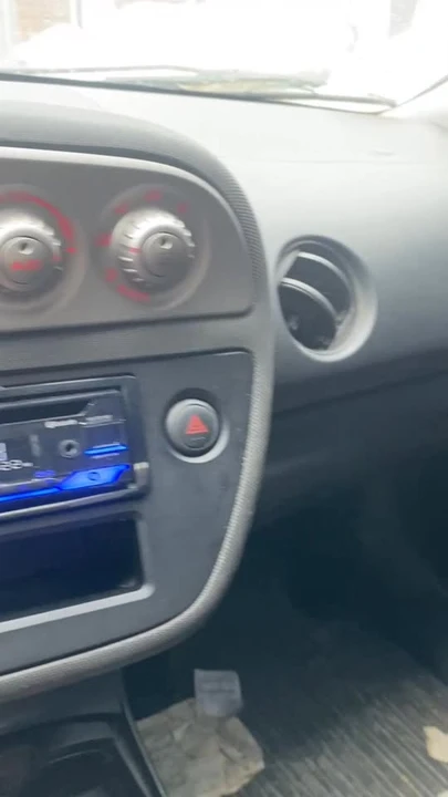2003 Acura RSX - Image 6 of 6