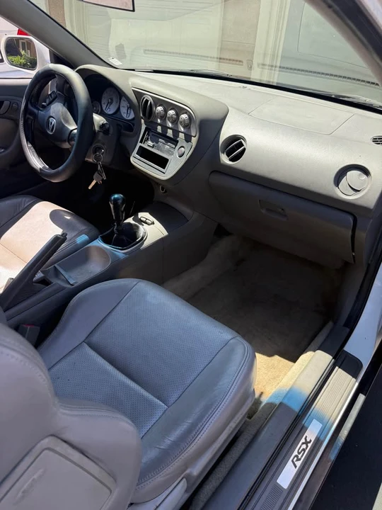 2003 Acura RSX - Image 8 of 10