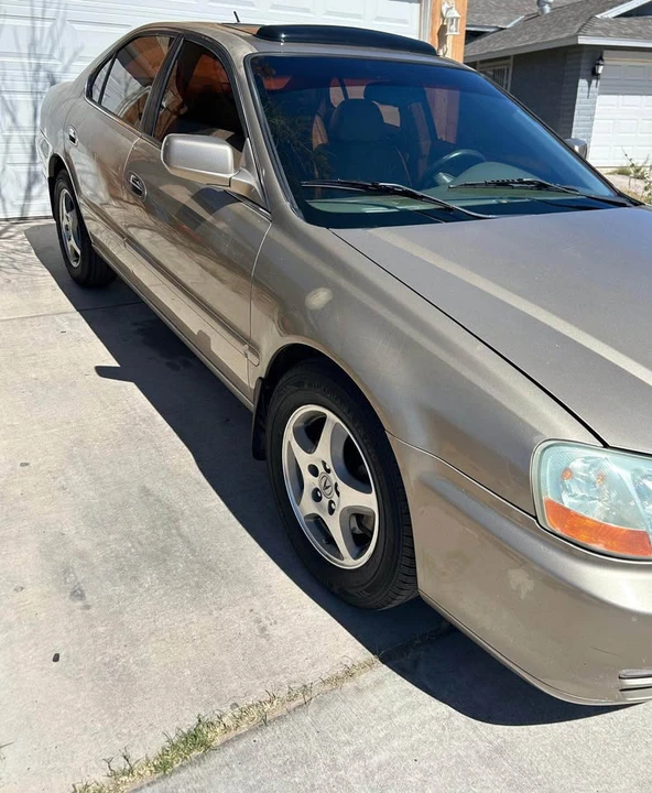 2003 Acura TL 2nd Gen - Image 2 of 10