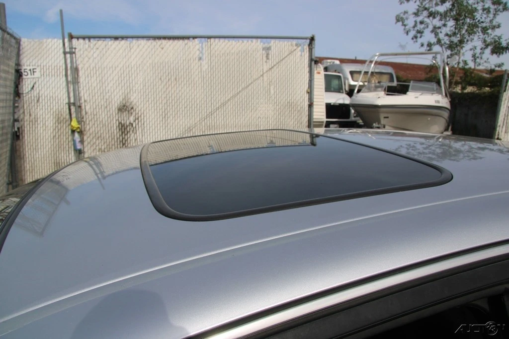 2003 Acura TL 2nd Gen - Image 10 of 21