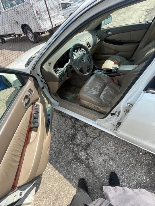 2003 Acura TL 2nd Gen - Image 12 of 18