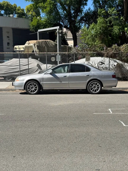 2003 Acura TL 2nd Gen - Image 2 of 5