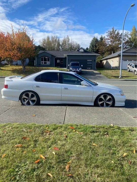 2003 Acura TL 2nd Gen - Image 3 of 3