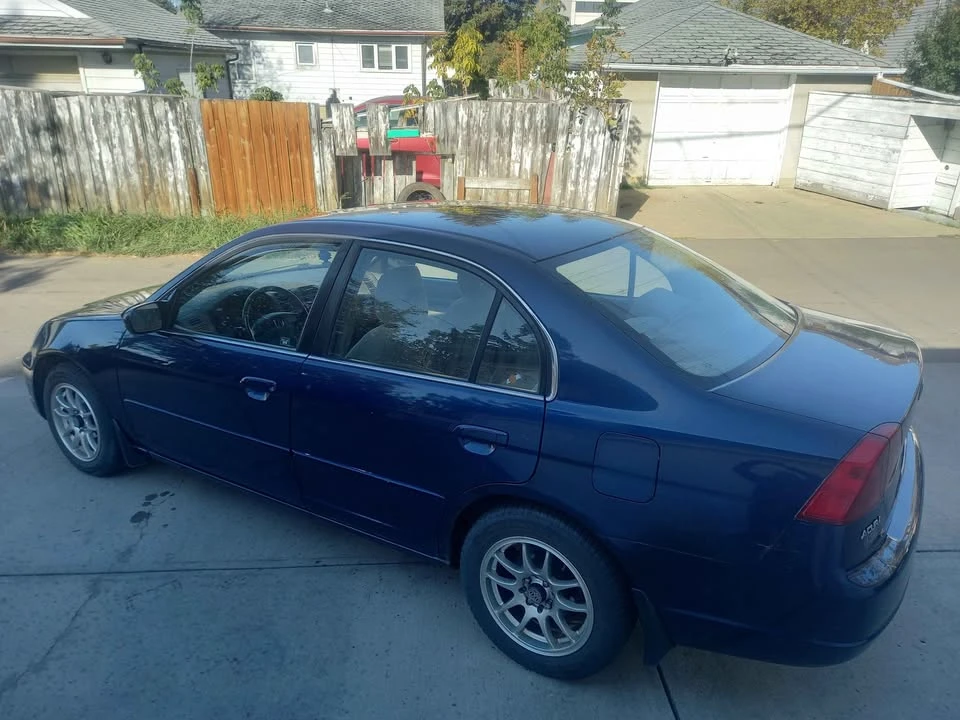 2003 Acura EL - Image 3 of 12