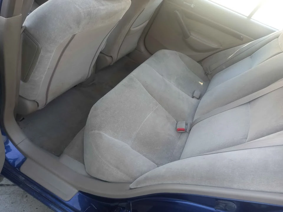 2003 Acura EL - Image 11 of 12