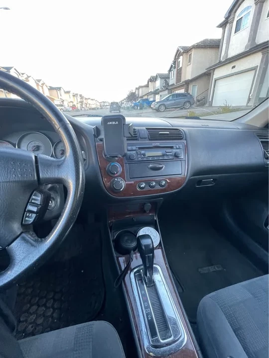 2003 Acura EL - Image 7 of 10