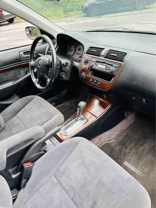 2003 Acura EL - Image 10 of 11
