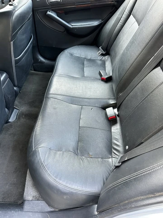 2003 Acura EL - Image 12 of 14