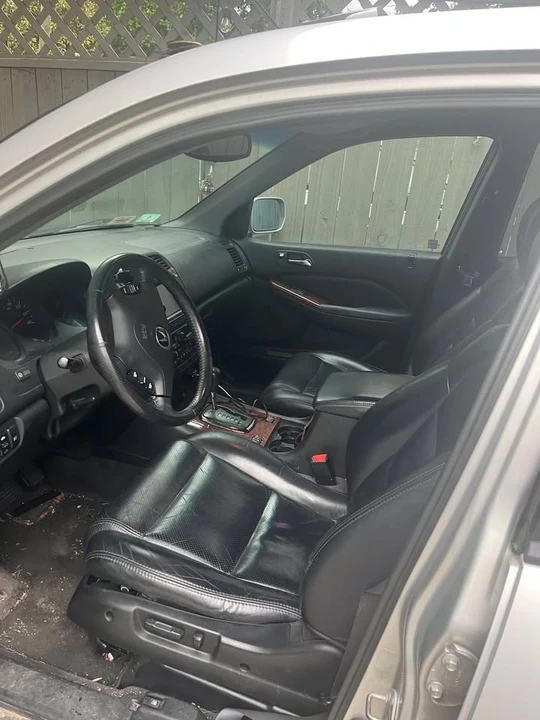 2003 Acura MDX 1st Gen - Image 4 of 4