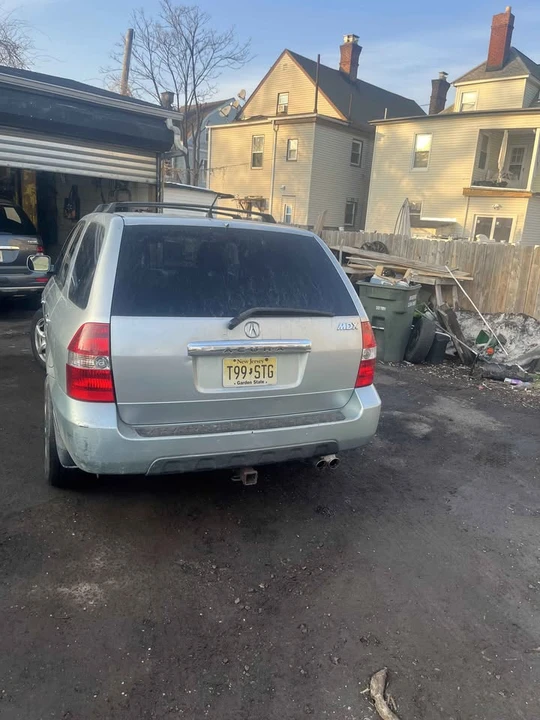 2003 Acura MDX 1st Gen - Image 3 of 10