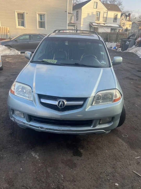 2003 Acura MDX 1st Gen - Image 2 of 10