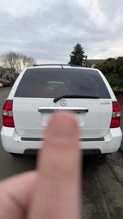 2003 Acura MDX 1st Gen - Image 4 of 9