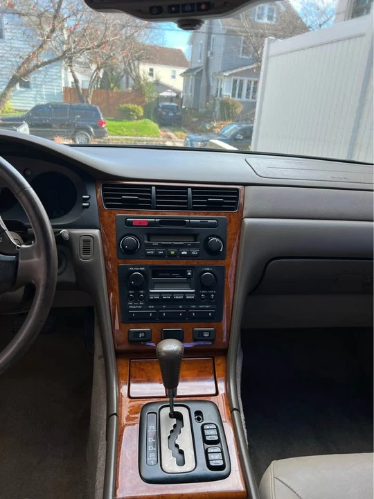 2003 Acura RL 1st Gen - Image 5 of 12