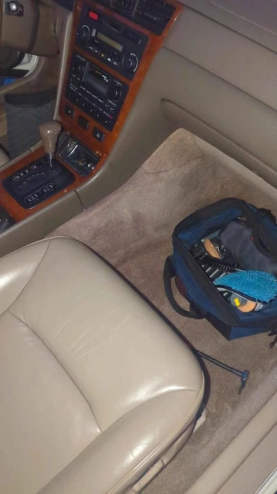 2003 Acura RL 1st Gen - Image 3 of 13