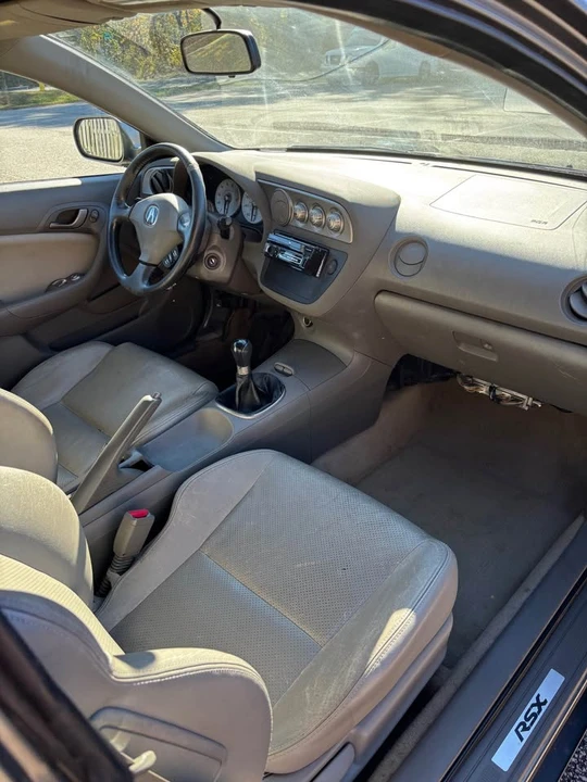 2003 Acura RSX - Image 10 of 11