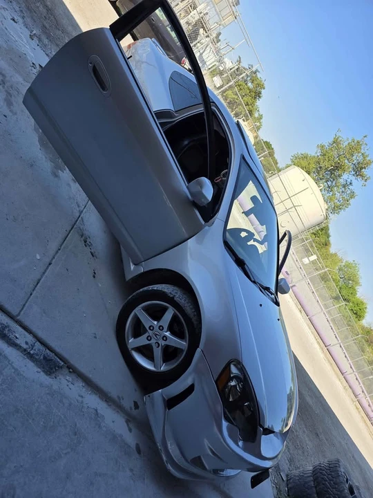 2003 Acura Integra 4th Gen - Image 2 of 16