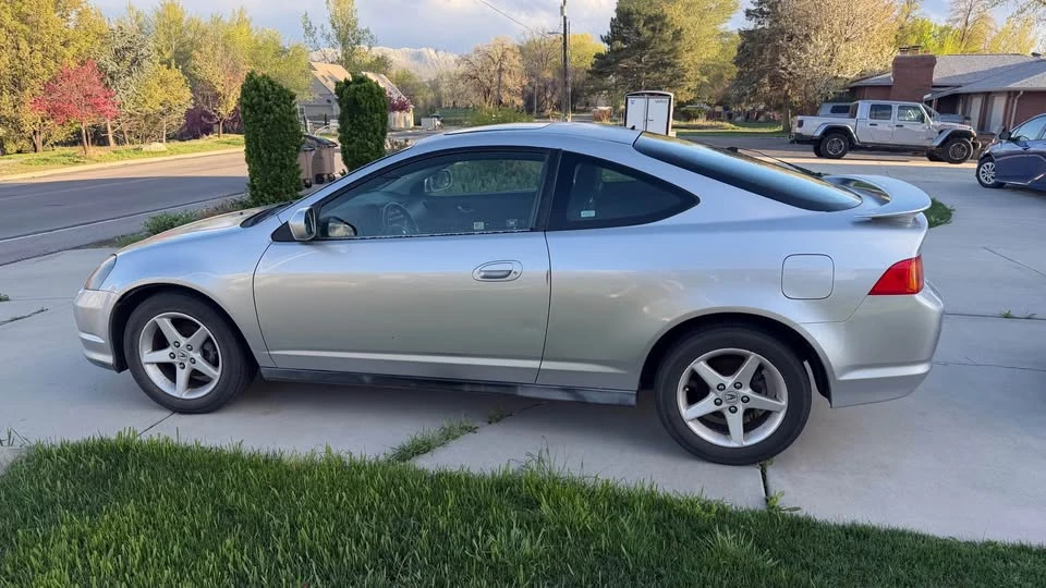 2003 Acura Integra 4th Gen - Image 2 of 10