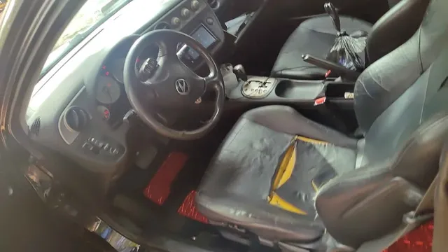 2003 Acura RSX Type-S - Image 2 of 3
