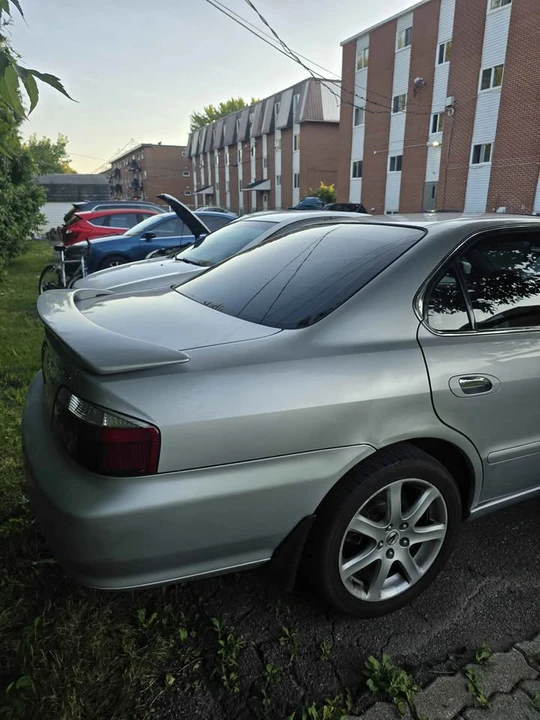 2003 Acura TL 2nd Gen - Image 4 of 5