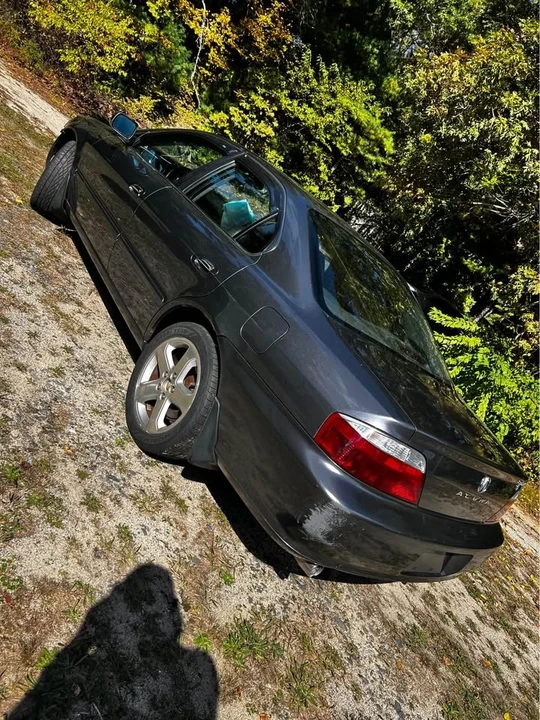 2003 Acura TL 2nd Gen - Image 6 of 10