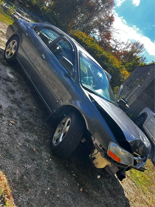 2003 Acura TL 2nd Gen - Image 2 of 10