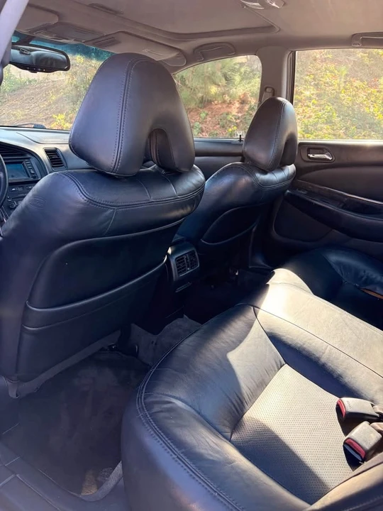 2003 Acura TL 2nd Gen - Image 13 of 16