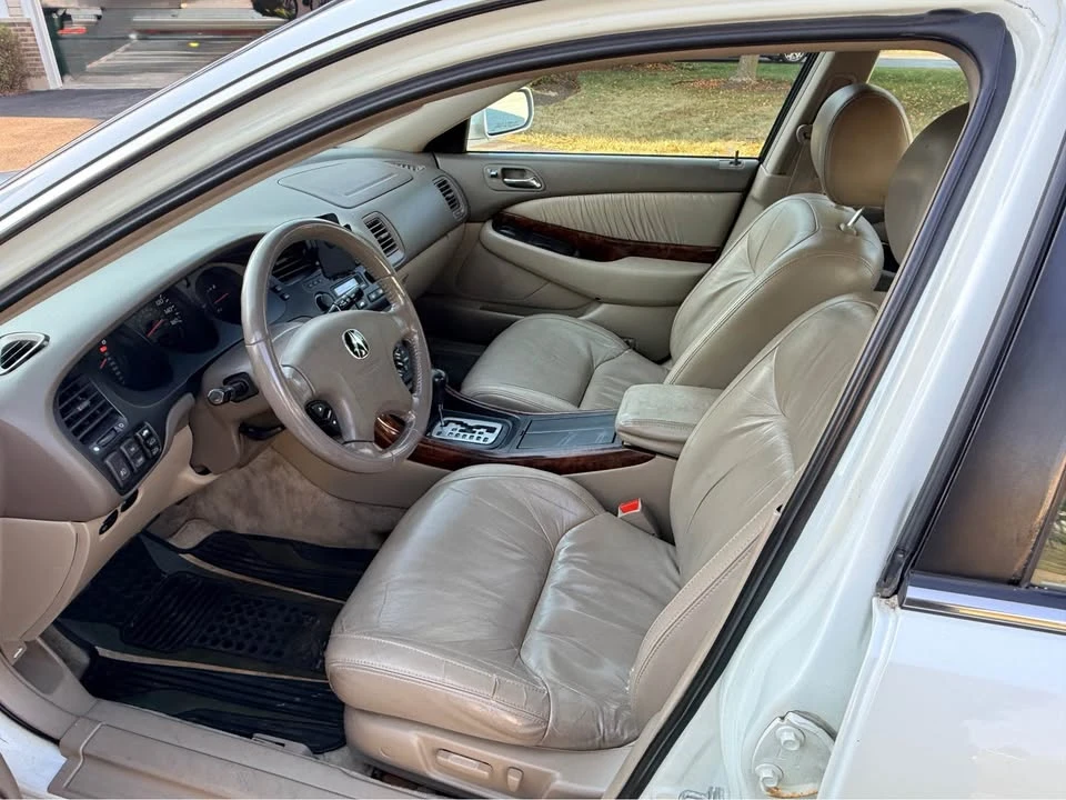 2003 Acura TL 2nd Gen - Image 8 of 11